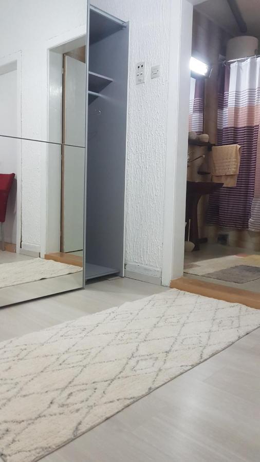 Bb Downtown Apartment บายินา บาชตา ภายนอก รูปภาพ